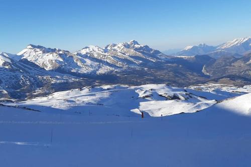 Appart hiver été au pied des pistes 10 peronnes