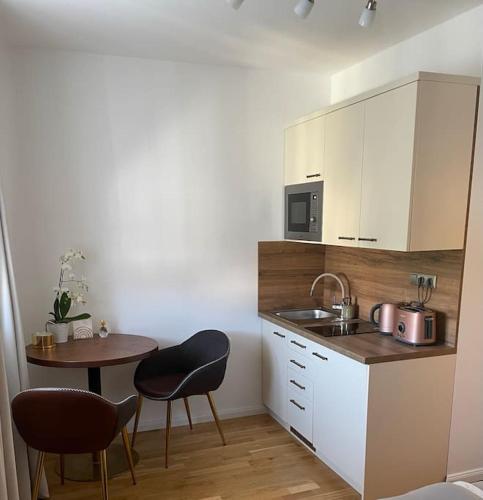 Centrum Prague - Aloha Apartment, Praha