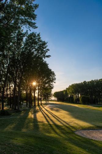 Greenfield Hotel Golf & Spa - image 2
