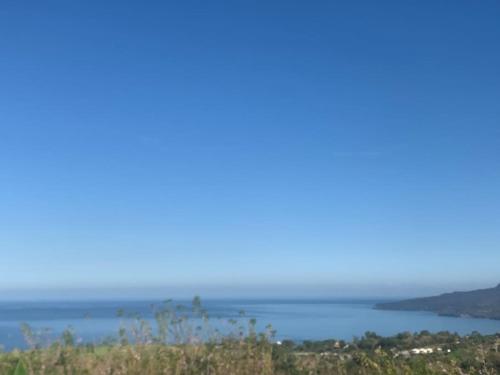 Bungalow avec vue dans lieu calme