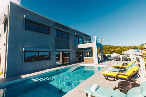 VillaVijoux,Modern, Spacious, OceanView 8 bedrooms