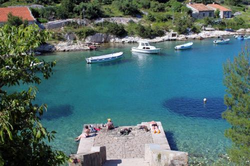 Apartments with a parking space Losinj Losinj - 21485 - image 2
