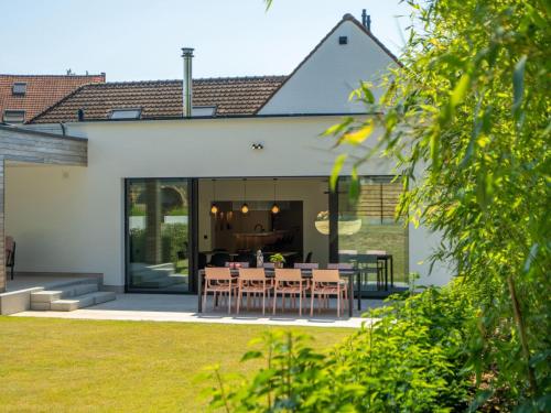 Luxury holiday home in Kortrijk with wellness and heated pool