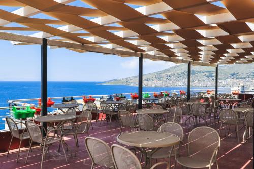 Summer Dream Hotel