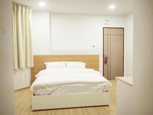 PD Apartment Inn Room Type - Standard Queen Room