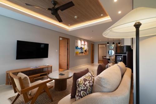  Three-Bedroom Garden Suite image 6