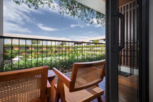  Three-Bedroom Garden Suite image 2