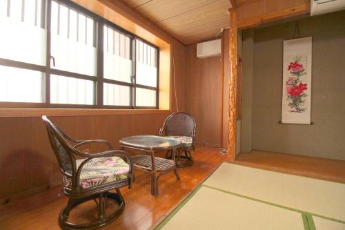 Okinawa Island 5LDK宜野湾ゆんたくHOUSE 4-Star Single Room lobby