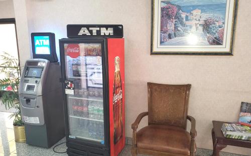 Coratel Inn & Suites New Braunfels - image 10