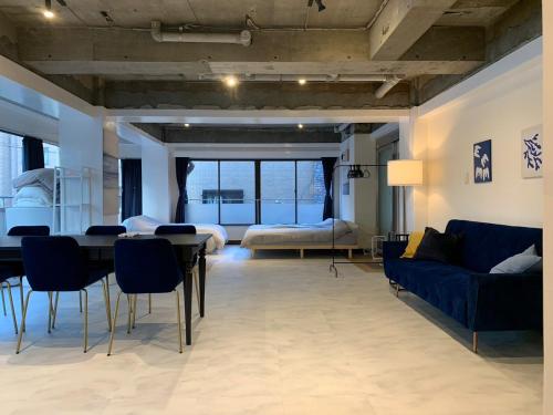 Spacious studio(62m2) in western Shinjuku
