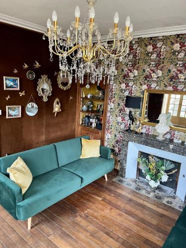 Maison de Mags & Mags Willow Room - Sarrazanas