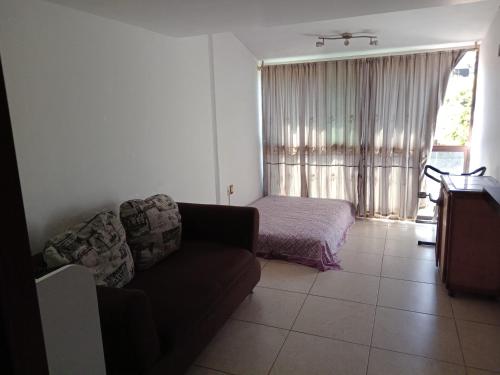 Renta de Habitación Amueblada con servicios incluidos in San Felipe Hueyotlipan, Mexico