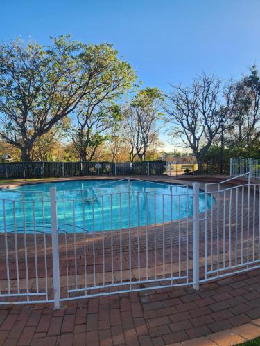 Mooikloof Village Apartment with Solar Backup