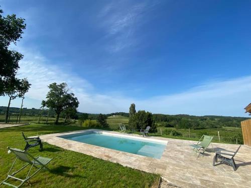 Chai Nous ! Maison rénovée sur un domaine viticole proche de Saint Emilion - Gardegan-et-Tourtirac