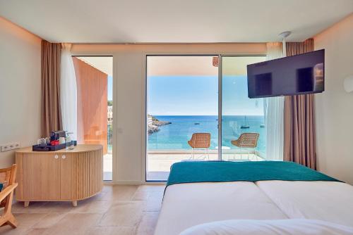 Universal Hotel Aquamarin in Andratx / Camp de Mar