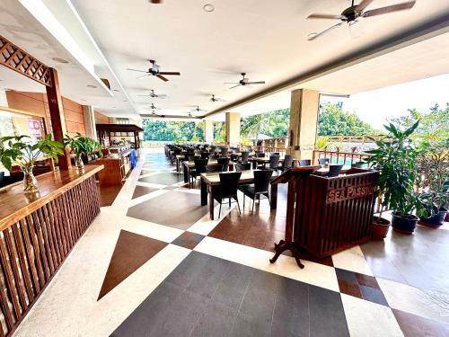 Restaurang, Sea Passion Hotel in Koror