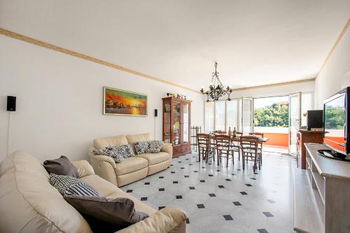  Serendipity With Sea View - Happy Rentals in Alassio