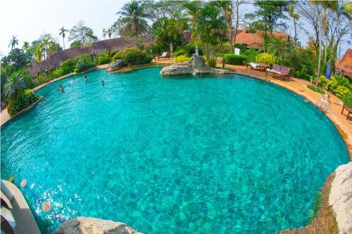 Golden Pine Resort — hotel in 291 Moo 4, Baan Muang Kham, Chiang Rai TH, 57100