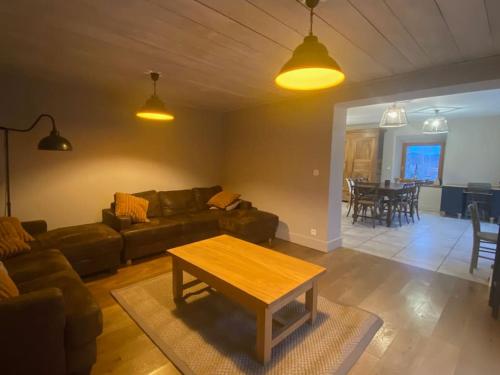 Logement dans maison + extérieur (Logement dans maison + exterieur) in Oršampvenna
