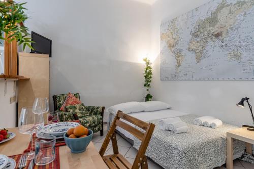 Tuttomondo Central Flat with Private Courtyard - Tap to explore photos