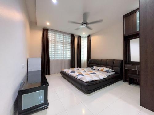 Semi D Modern Stay