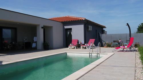 設施, Sugari in 巴班