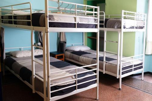Manena Hostel Genova - image 14