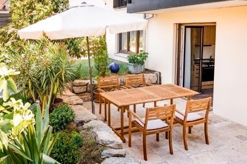 Ferienwohnung `Pinie` mit Terrasse auf dem Bodanrück in Radolfzell am Bodensee, Deutschland