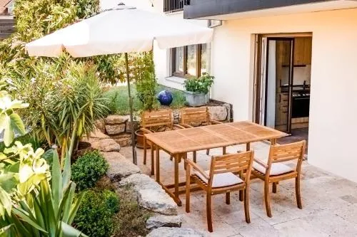 Ferienwohnung `Pinie` mit Terrasse auf dem Bodanrück in Radolfzell am Bodensee, Deutschland