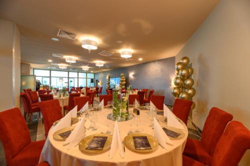 Vega Hotel - image 11