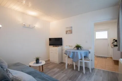 Tiny-Bungalow - zum Strand 50m in Ückeritz, Deutschland