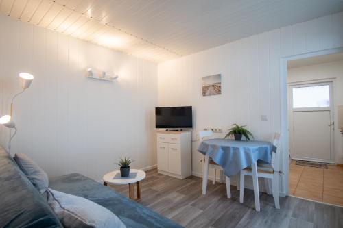 Tiny-Bungalow - zum Strand 50m, Ueckeritz (photo 4)