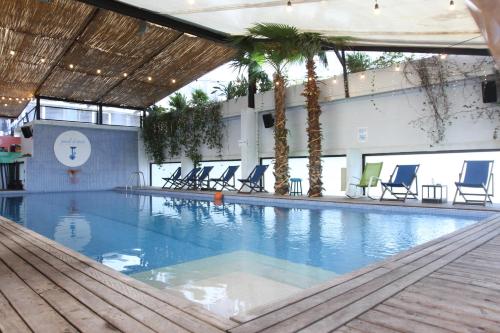 Swimming pool, Hamra Urban Gardens in Beirut