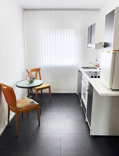 海勒二十四二号旅馆 (Hellers Twenty Four II) in 腓德列斯哈芬