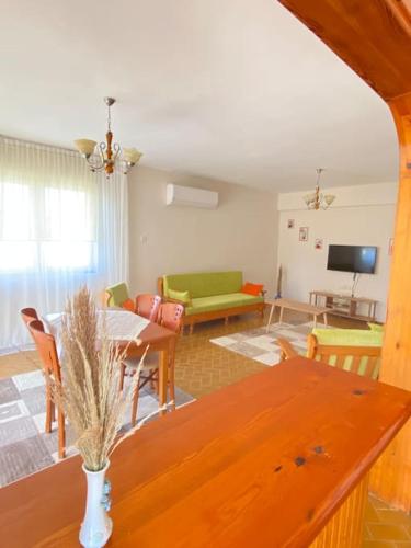 3 minutes to Çalış Beach by walking, 3 bedrooms