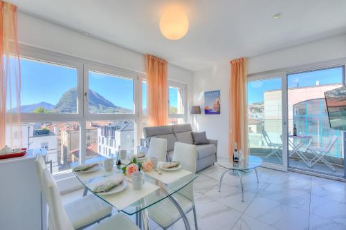 Apartment with Balcony