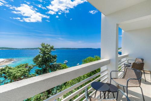 Beach Bay Hvar Hotel
