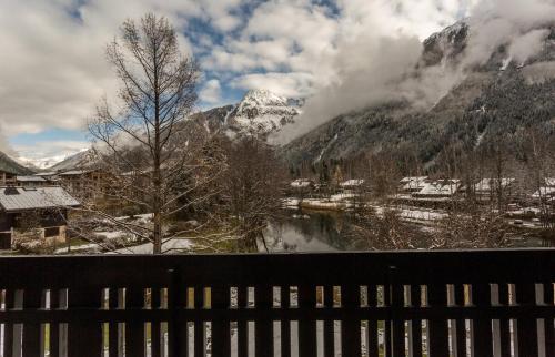 Chalet le Géant Chamonix (Chalet le Geant Chamonix) in Les Gaudenays