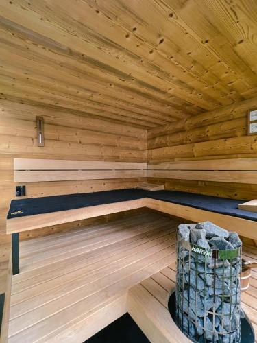 Sauna, Romantisches Wellness Chalet im steirischen Ursprung in Brodingberg