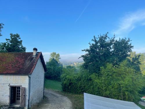 La Maison du Bonheur by the Dordogne River