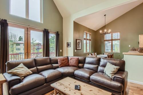 42 Burgundy 4Br 3,5Ba townhouse in Silverthorne, USA