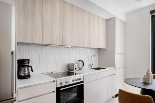 South Boston studio w wd nr red line BOS-888 in Boston, USA