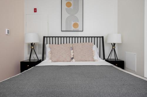 South Boston studio w wd nr red line BOS-888 in Boston, USA