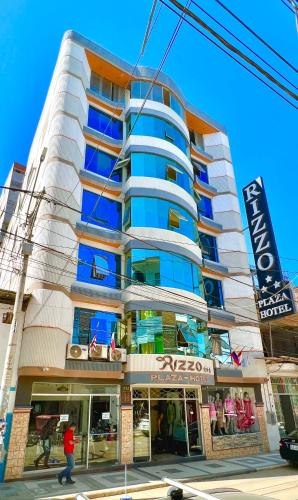Rizzo Plaza Hotel in Tumbes