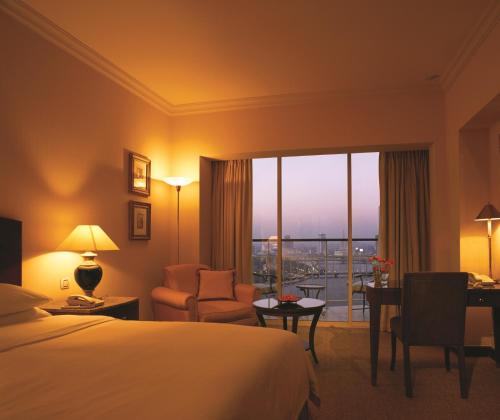 room detail thumbnail 1