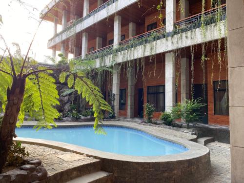 Swimming pool, Pariban Hotel in Sei Bingai
