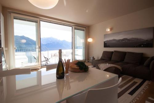 LookLake Suite Two - image 6