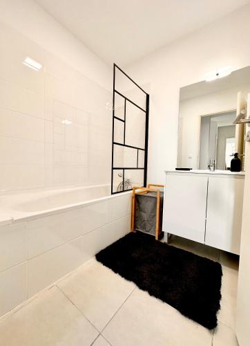 Duplex - Vue Mer exceptionnelle - Quartier Euromed-avec Box