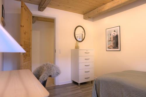 1 twin bed
