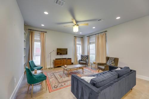 Chic Austin Vacation Rental Condo Near Downtown! in Austin, USA